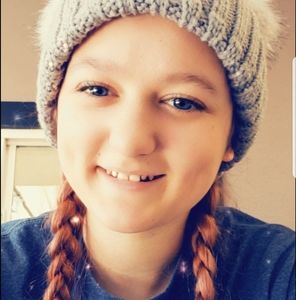 Meet your Posher, Olyvia